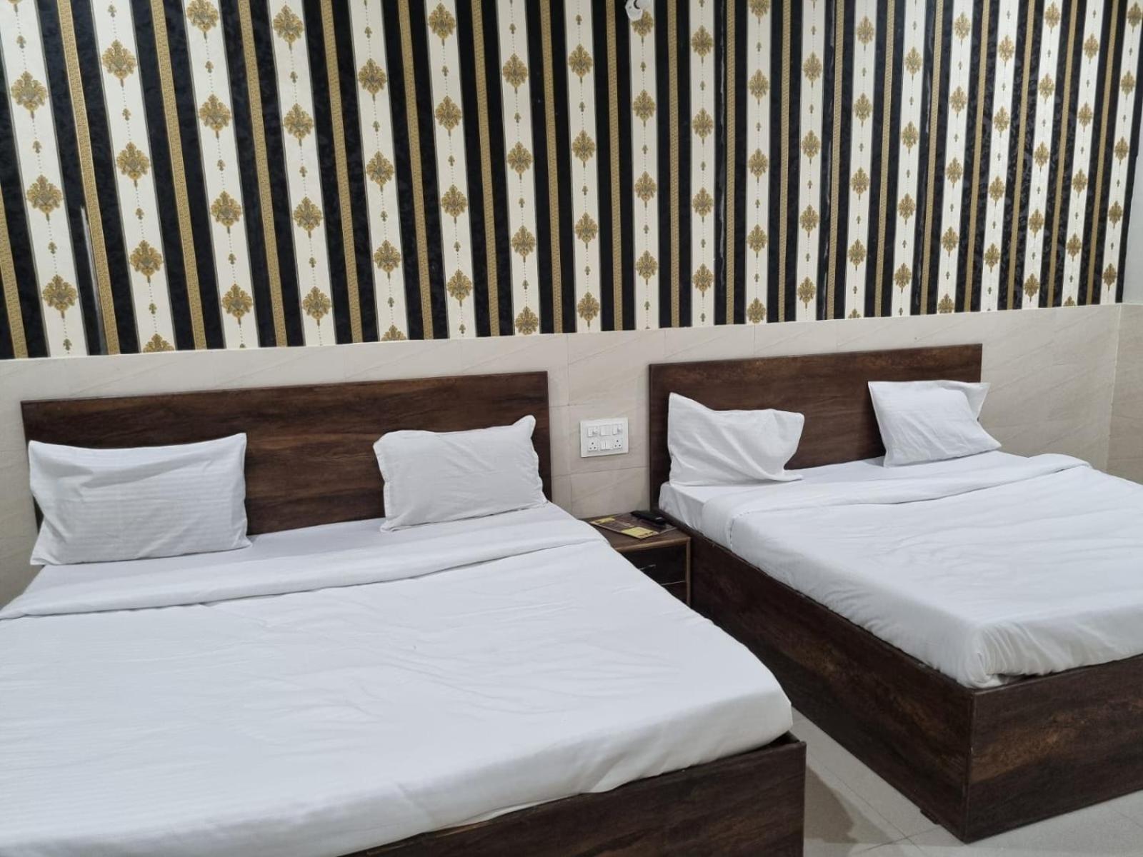 فندق Vrindavan Bhakti Bhavan- Near Prem Mandir By Mukund المظهر الخارجي الصورة